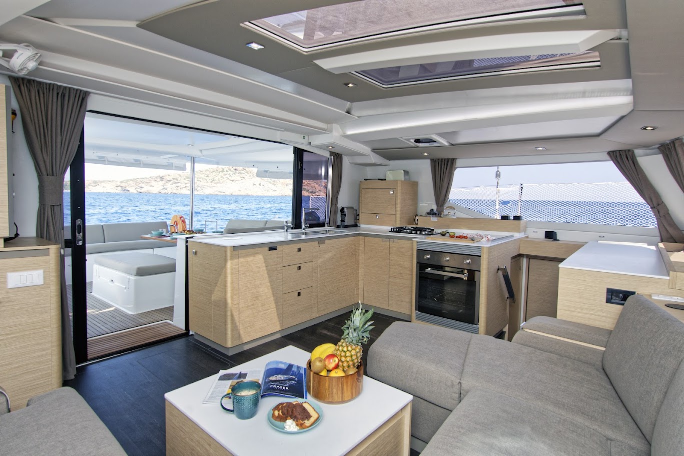 Photo #11 - Fountaine Pajot Tanna 47 - 5 + 1 cab. (Helidoni) in Volos - 39490