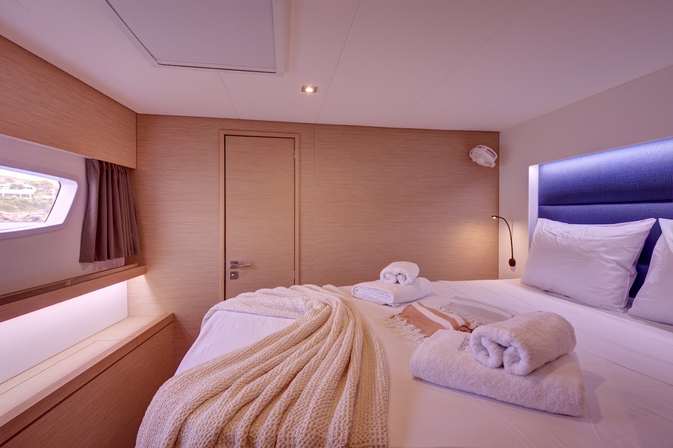 Photo #12 - Fountaine Pajot Tanna 47 - 5 + 1 cab. (Helidoni) in Volos - 39490