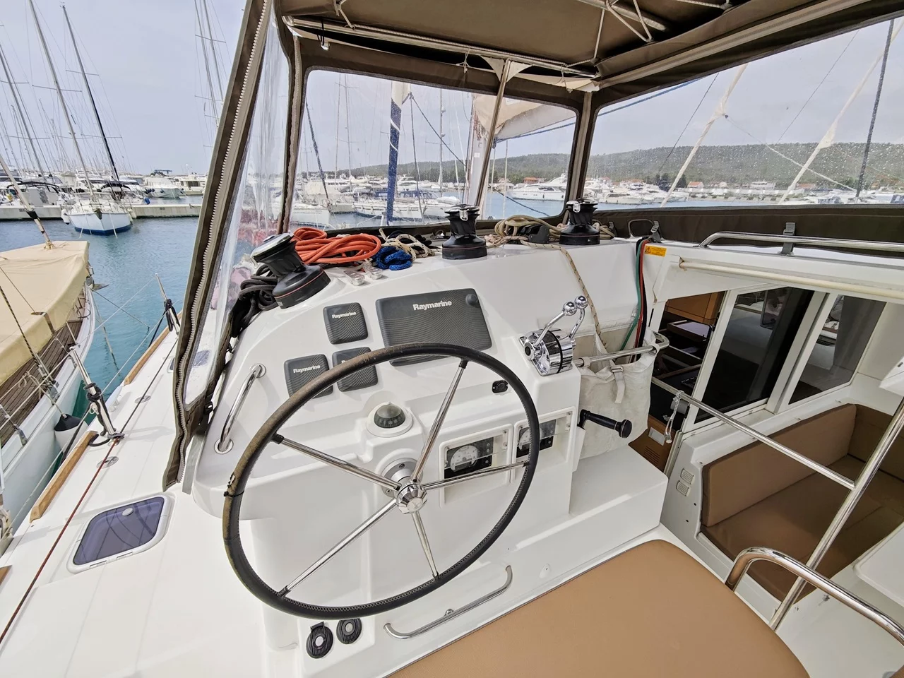 Lagoon 400 S2 - 4 + 2 cab. (Diego)  - 6