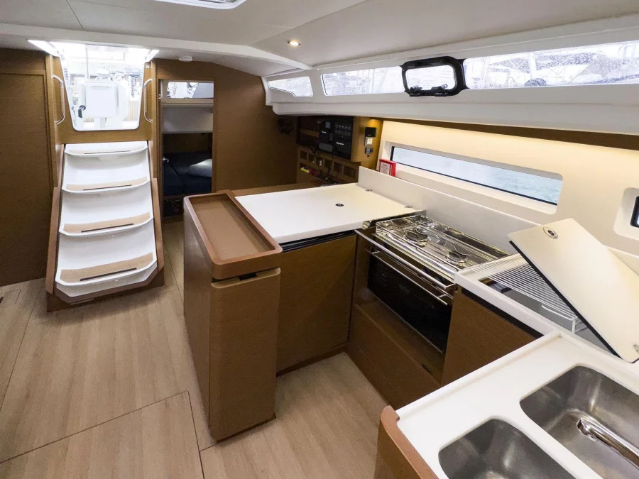 Sun Odyssey 440 (Tam elli)  - 15