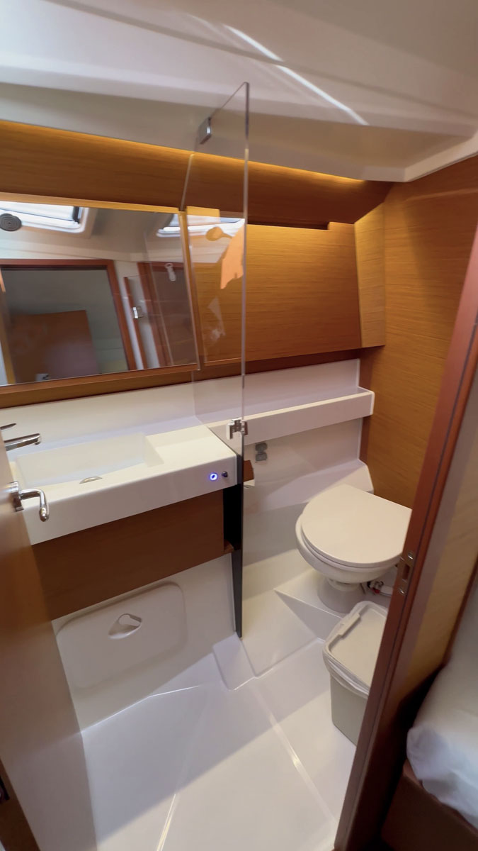Photo #29 - Sun Odyssey 410 - 3 cab. (Sea Pearl) in Palma - 39506