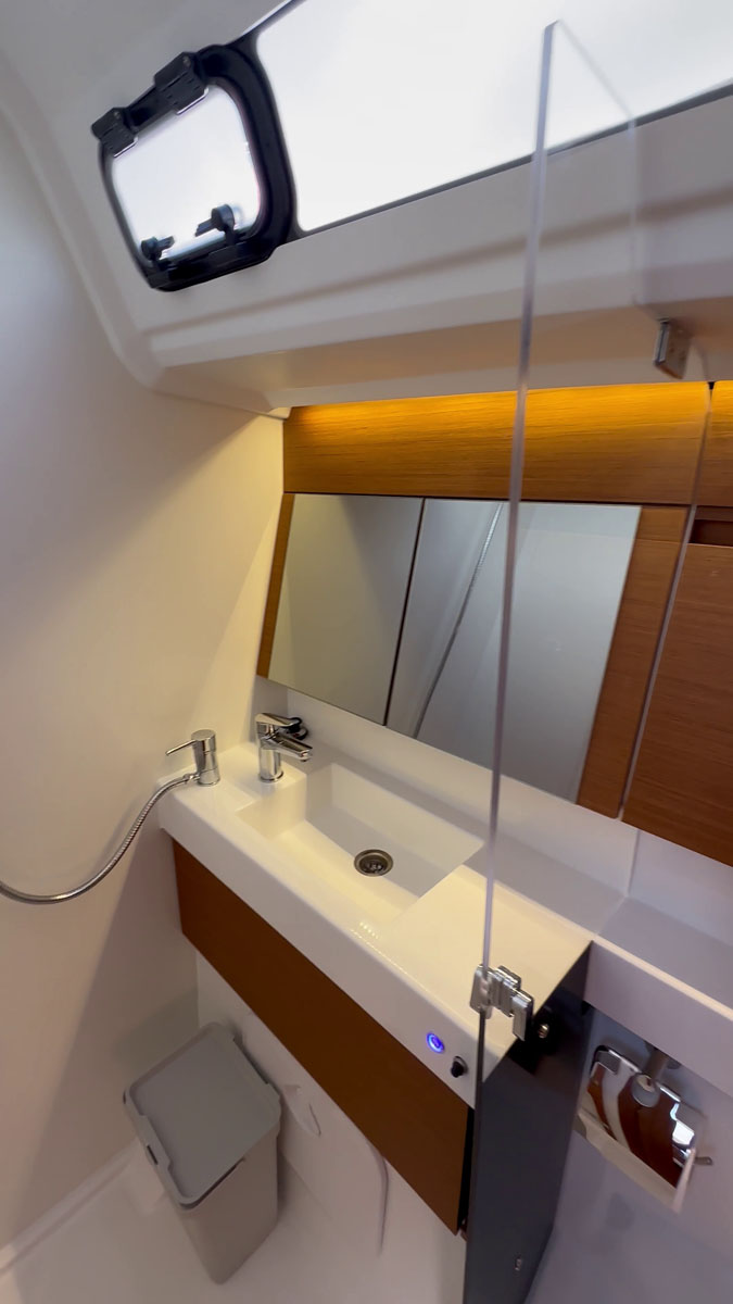 Photo #30 - Sun Odyssey 410 - 3 cab. (Sea Pearl) in Palma - 39506
