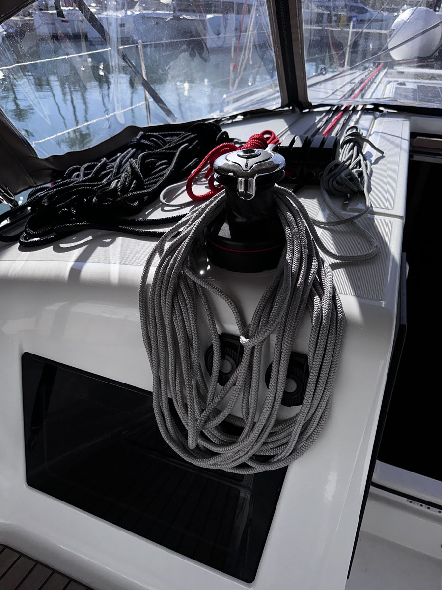 Photo #2 - Sun Odyssey 410 - 3 cab. (Sea Pearl) in Palma - 39506