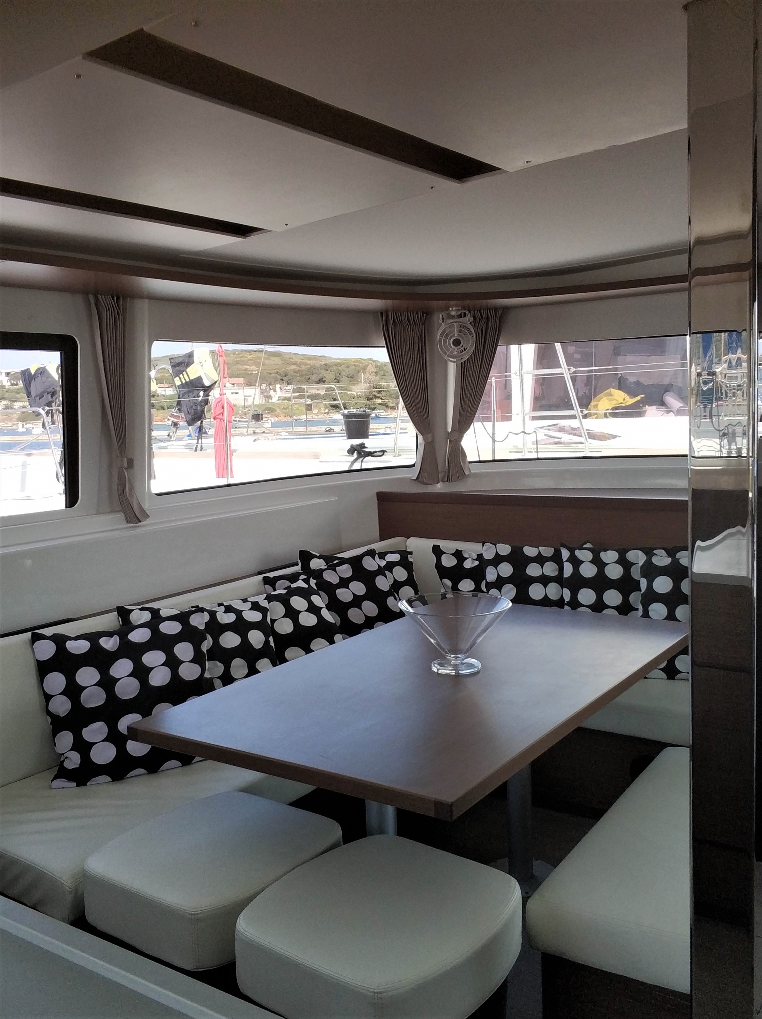 Photo #13 - Lagoon 46 - 4 + 1 cab. (Dionike) in Lavrion - 61788
