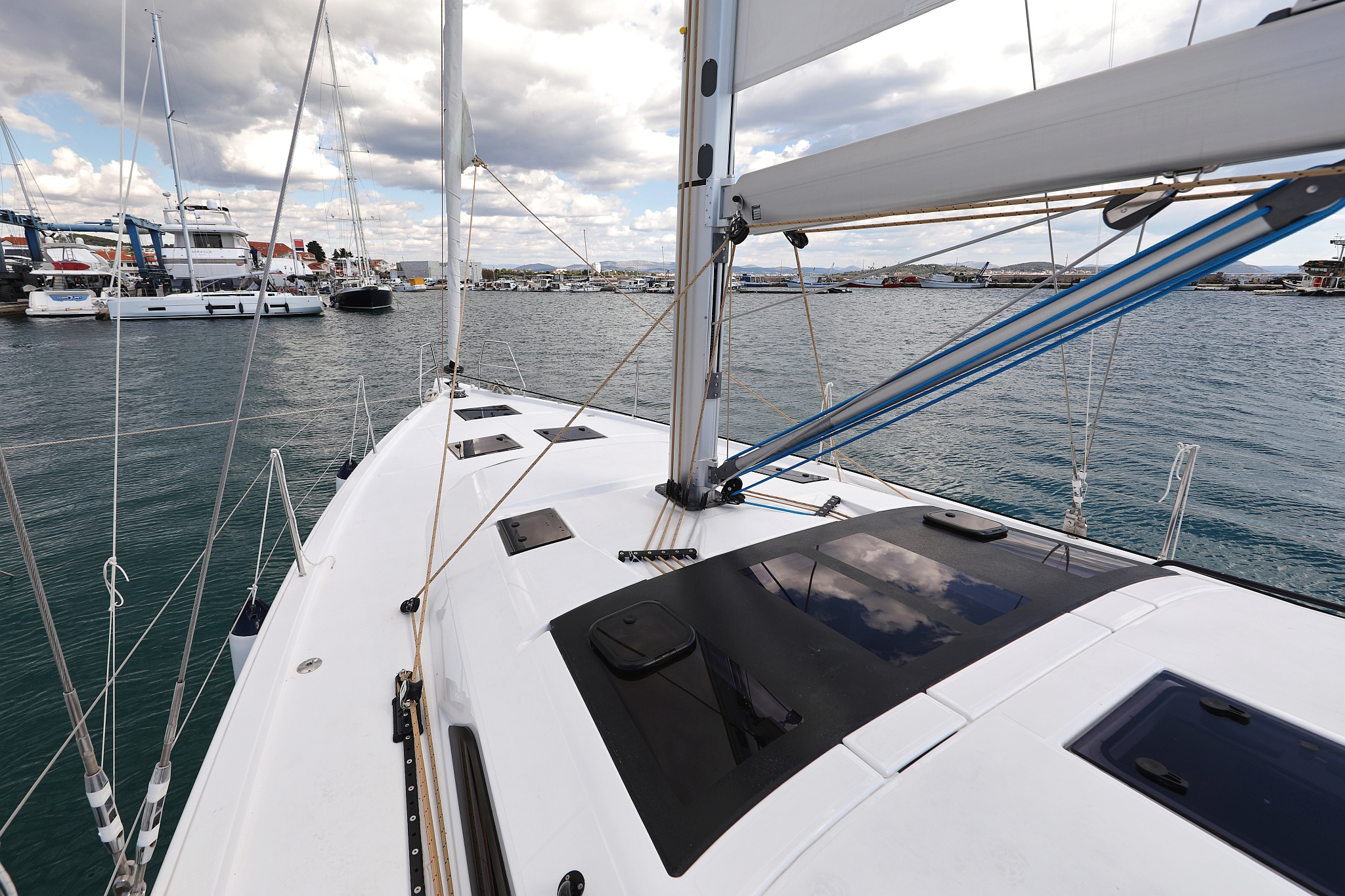 Photo #10 - Dufour 470 - 5 cab. (Sea Breeze) in Tribunj - 39510