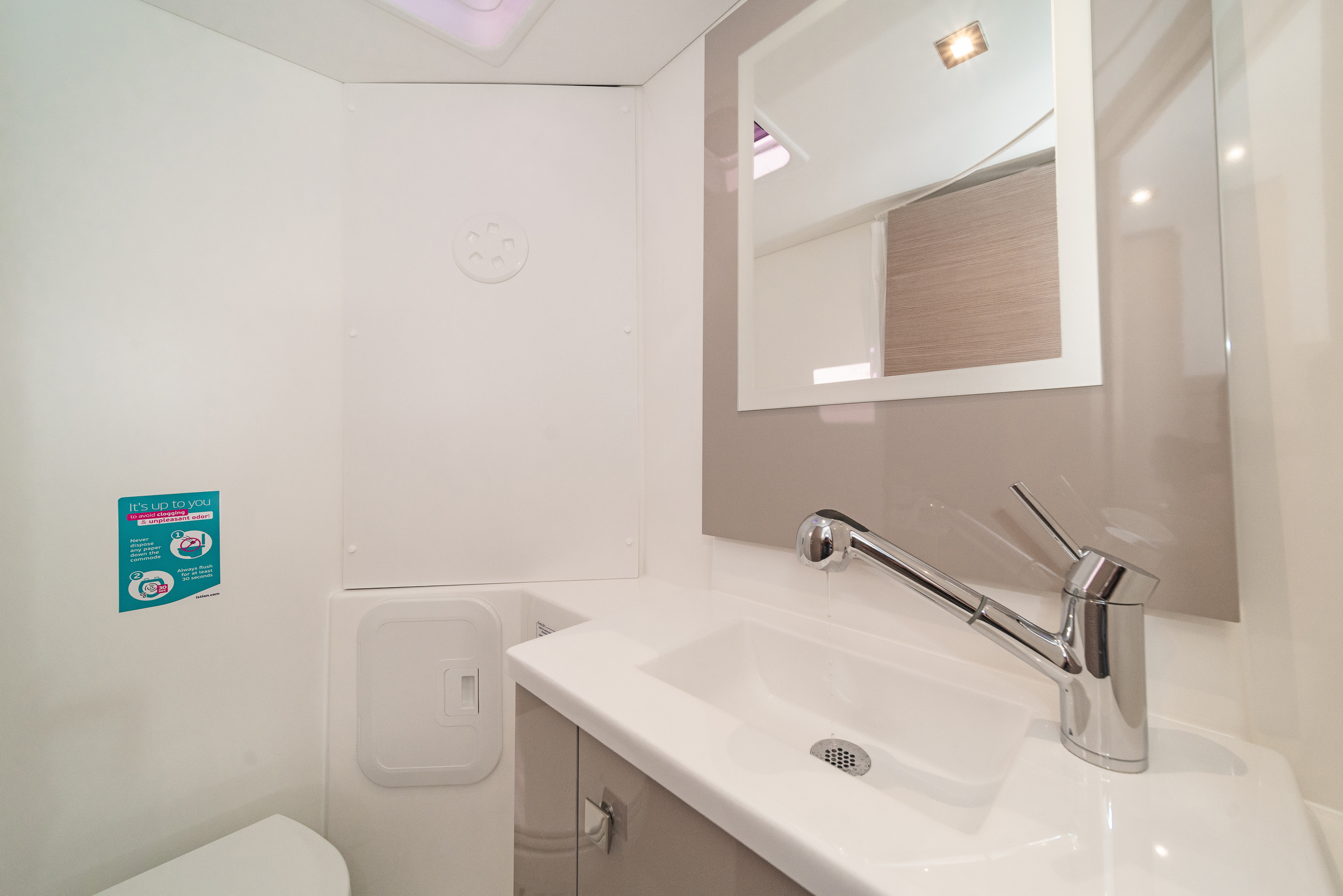 Photo #5 - Fountaine Pajot Isla 40 - 4 + 1 cab. (First Step) in Skradin  - 39518