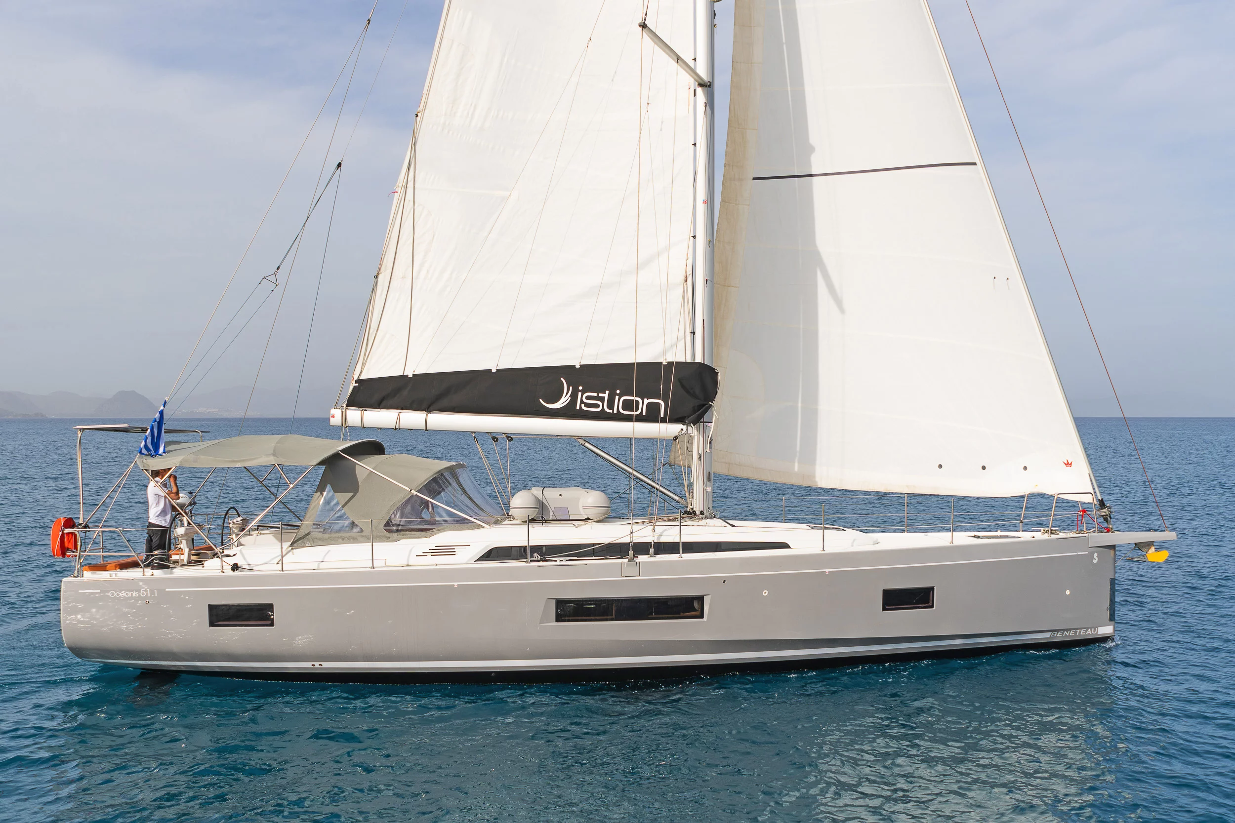Oceanis 51.1 - 5 + 1 cab. (First Friendship)  - 3