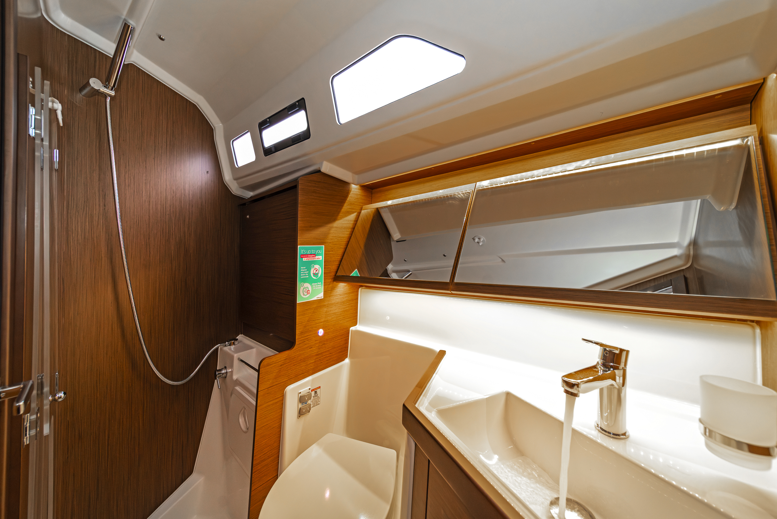Photo #7 - Oceanis 40.1 - 3 cab. (First Passion) in Skradin  - 39523