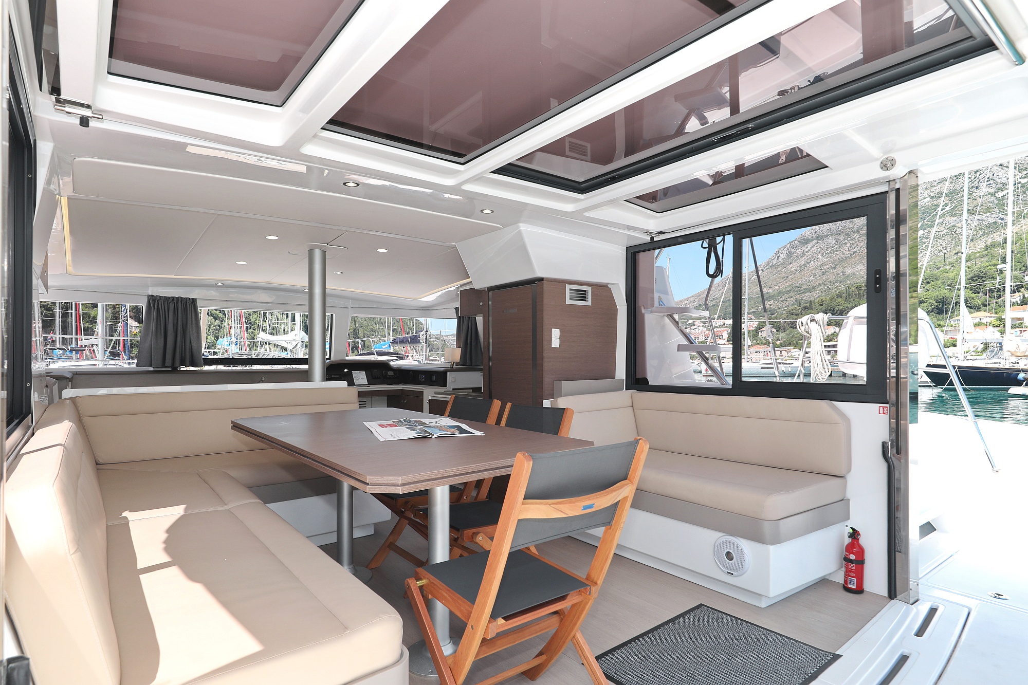 Photo #8 - Bali 4.1 - 4 cab. (Sea Lounge) en Biograd - 39541