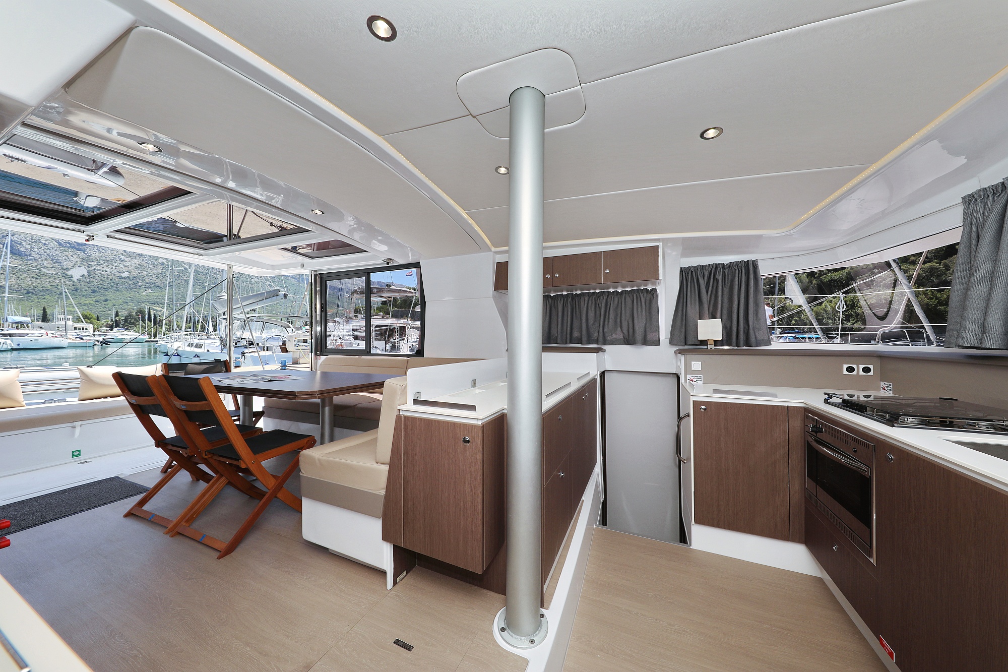 Photo #9 - Bali 4.1 - 4 cab. (Sea Lounge) en Biograd - 39541