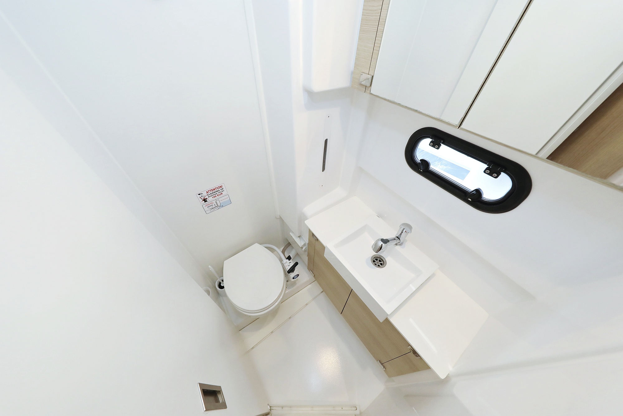 Photo #14 - Bali 4.1 - 4 cab. (Sea Lounge) en Biograd - 39541