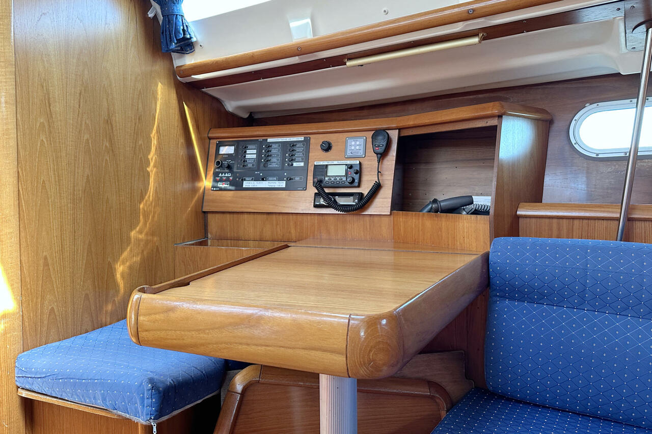 Photo #17 - Sun Odyssey 40 (Moulin Rouge) in Barth - 39548