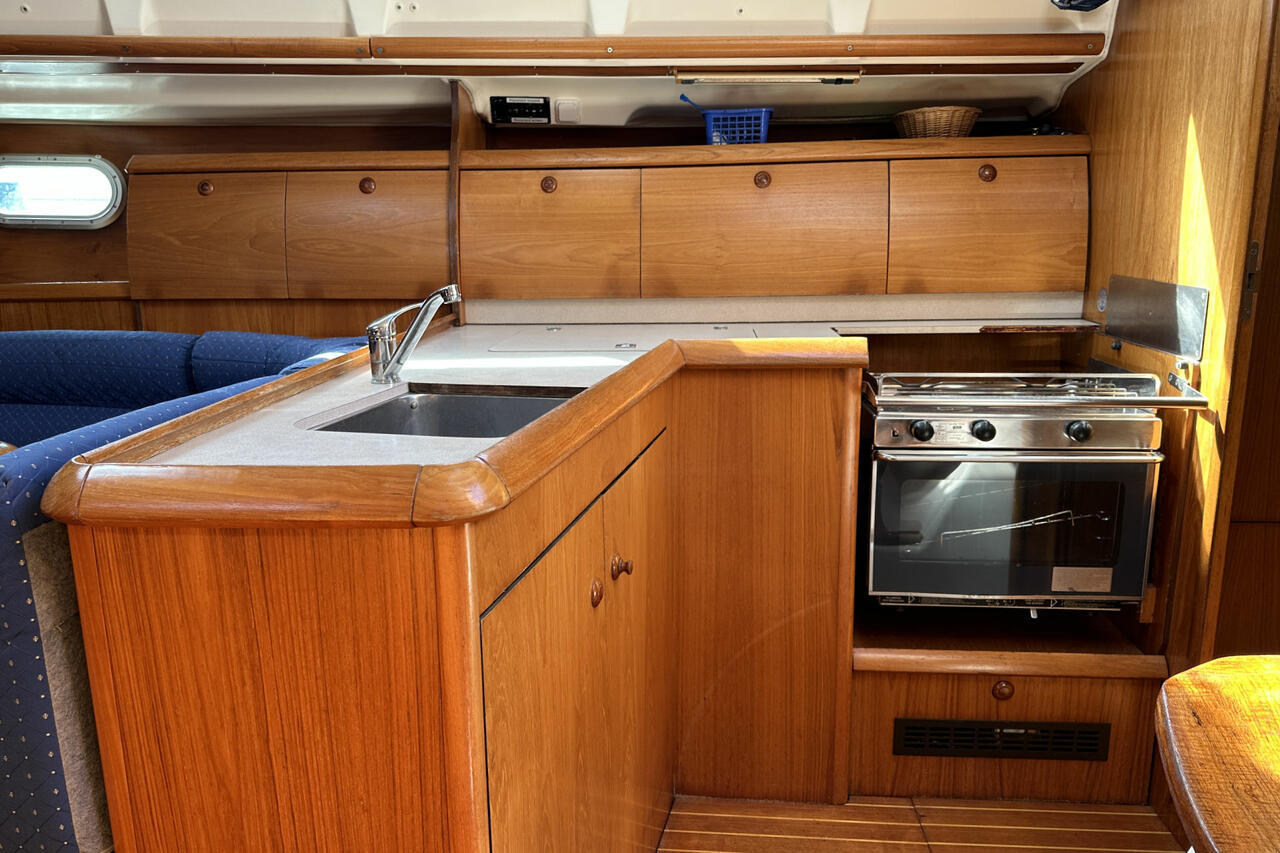 Photo #18 - Sun Odyssey 40 (Moulin Rouge) in Barth - 39548