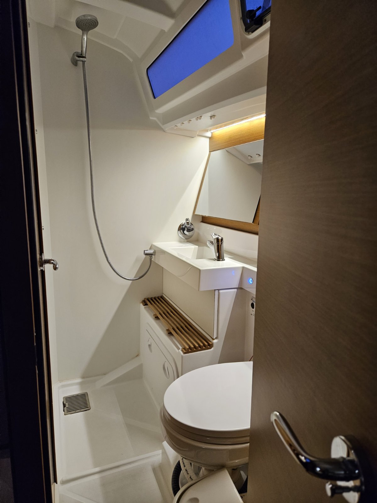 Photo #7 - Sun Odyssey 440 (Virginia) en Volos - 39550