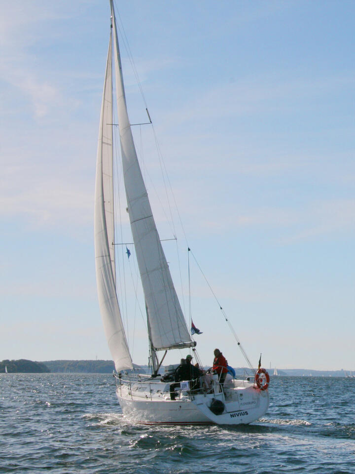 Photo #7 - Sun Fast 37 (Nivius) in Flensburg - 39551