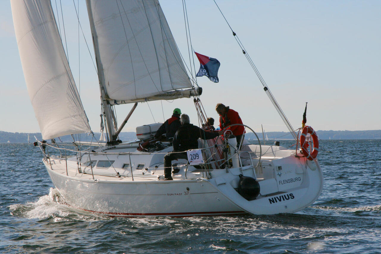 Photo #8 - Sun Fast 37 (Nivius) in Flensburg - 39551