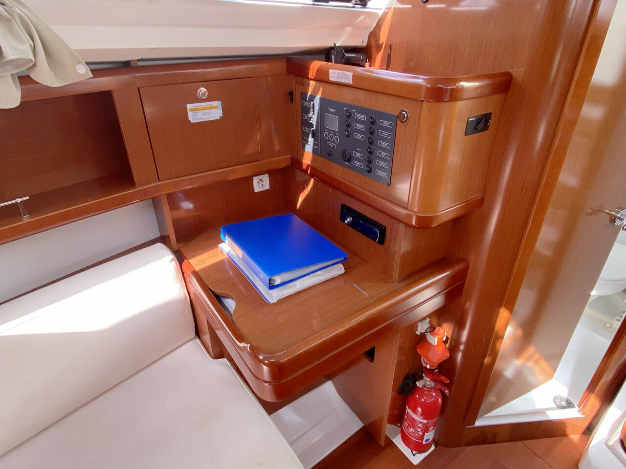 Photo #11 - Oceanis 31 (Little Jo) in Flensburg - 39566