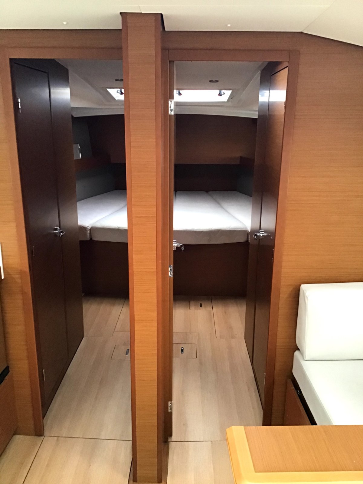 Photo #9 - Sun Odyssey 490 - 5 + 1 cab. (Helia) en Volos - 39567