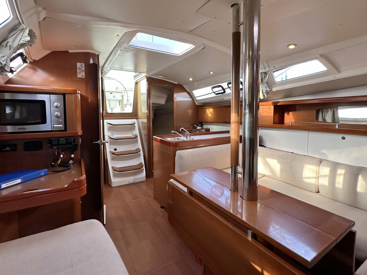 Photo #17 - Oceanis 37 (Summertime) en  - 39570