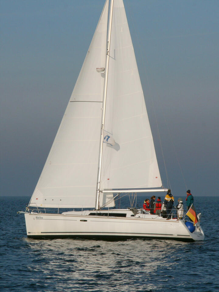 Photo #8 - Oceanis 37 (White Horse) in Flensburg - 39571