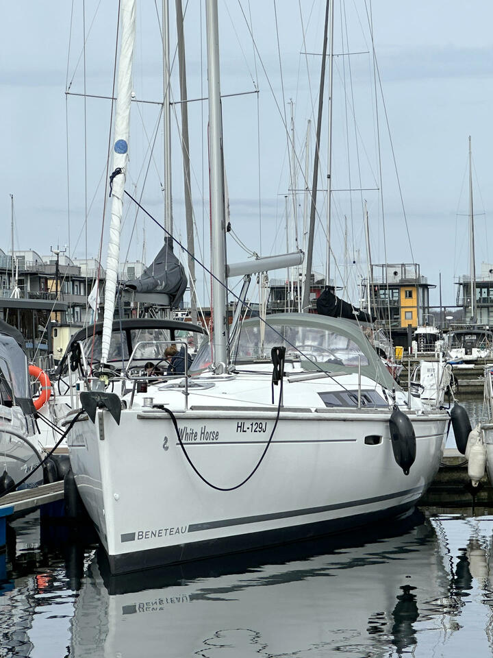 Photo #9 - Oceanis 37 (White Horse) in Flensburg - 39571