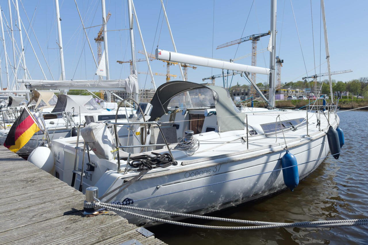Photo #4 - Oceanis 37 (Aladin) in Barth - 39572