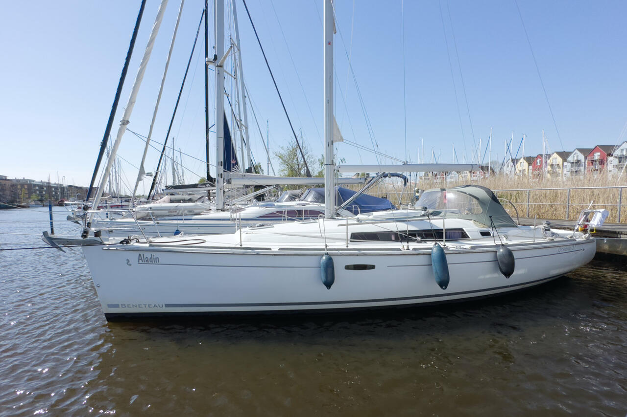 Photo #6 - Oceanis 37 (Aladin) in Barth - 39572