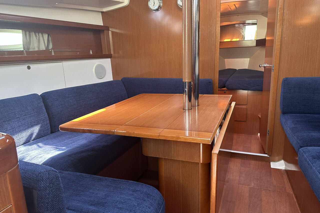 Photo #15 - Oceanis 37 (Aladin) in Barth - 39572