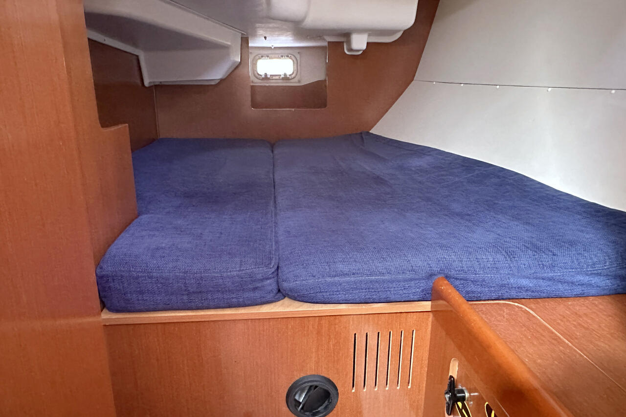 Photo #18 - Oceanis 37 (Aladin) in Barth - 39572