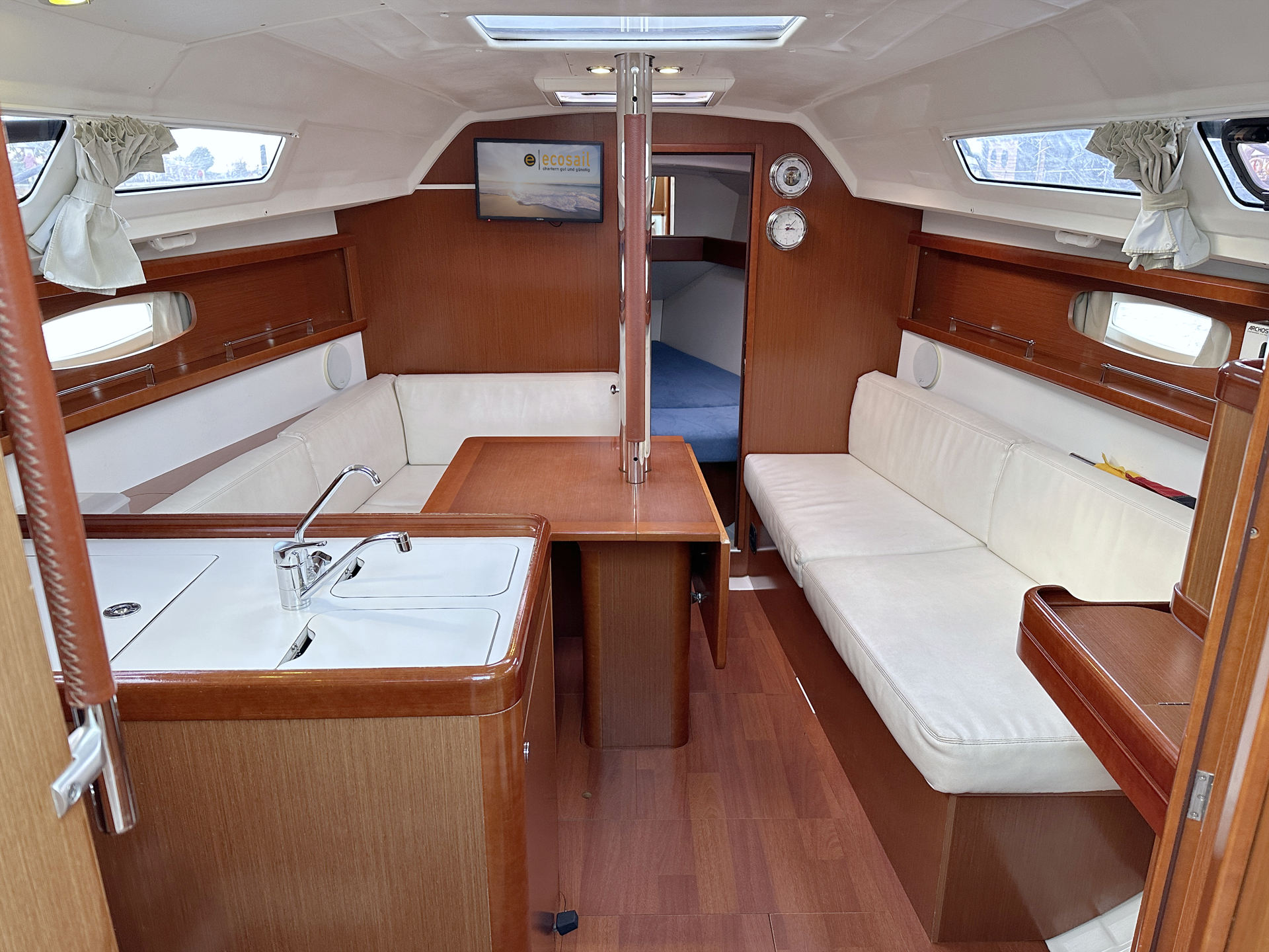 Photo #10 - Oceanis 31 (Mambo) en  - 39574