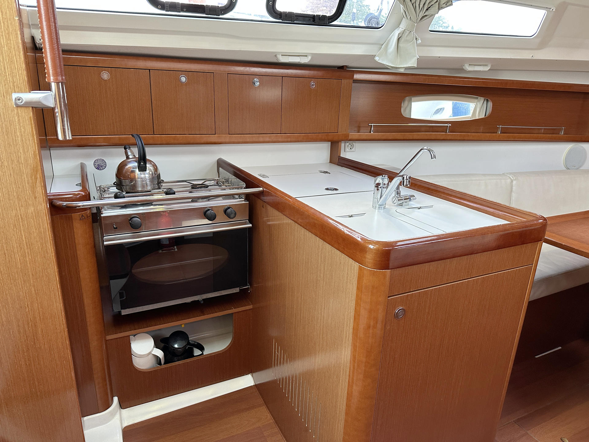 Photo #13 - Oceanis 31 (Mambo) en  - 39574
