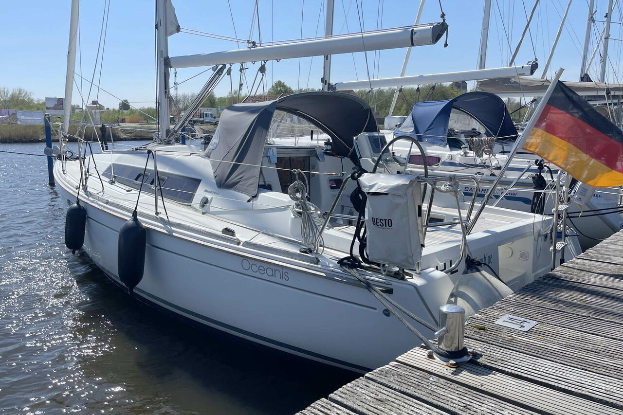 Photo #5 - Oceanis 31 (Sunshine) in Barth - 39576