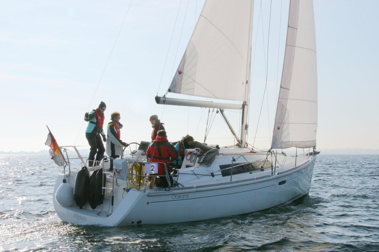 Photo #9 - Oceanis 31 (Sunshine) in Barth - 39576