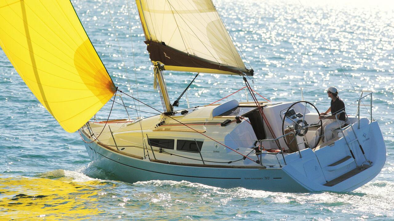 Photo #7 - Sun Odyssey 30i (Lightning) in Barth - 39581