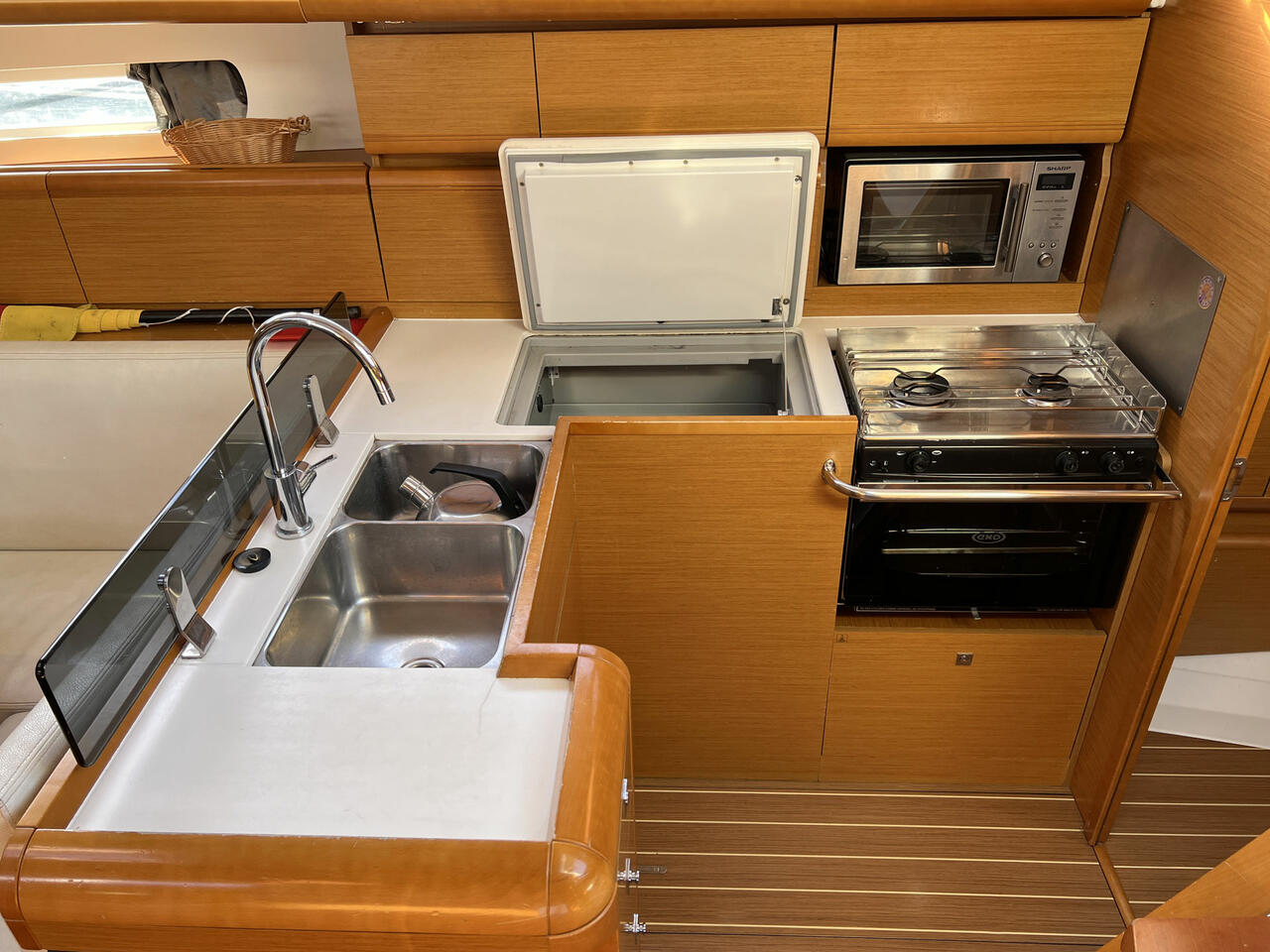 Photo #14 - Sun Odyssey 409 (Shinju) in Heiligenhafen - 39594