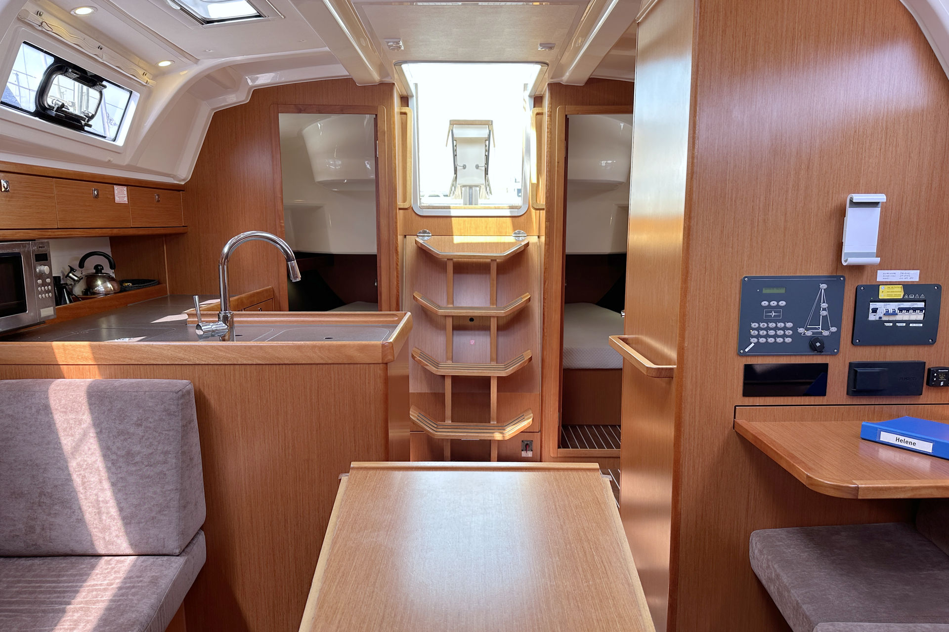 Photo #12 - Bavaria Cruiser 37 - 3 cab. (Helene) en  - 39602