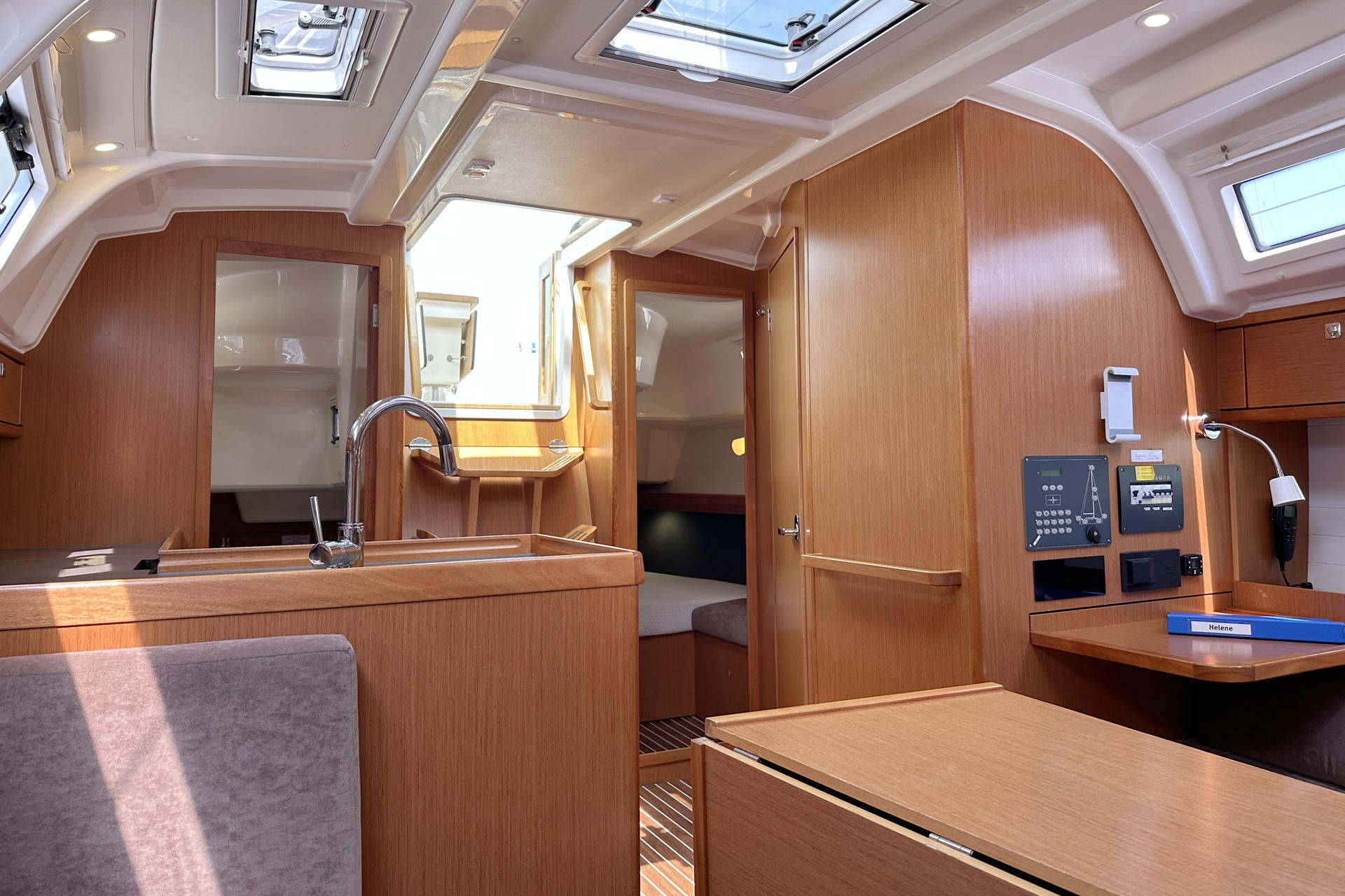 Photo #14 - Bavaria Cruiser 37 - 3 cab. (Helene) en  - 39602
