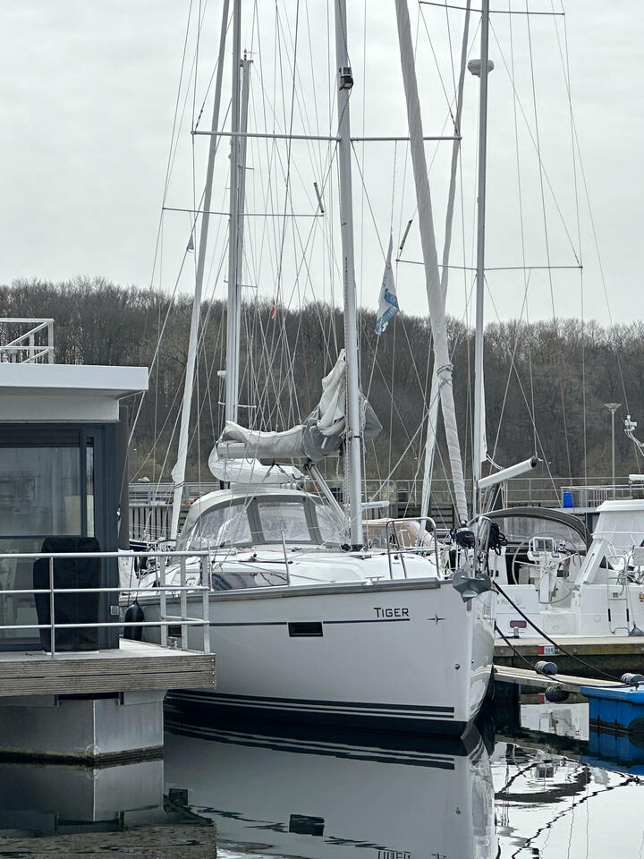 Photo #7 - Bavaria Cruiser 37 - 3 cab. (Tiger) in Flensburg - 39605