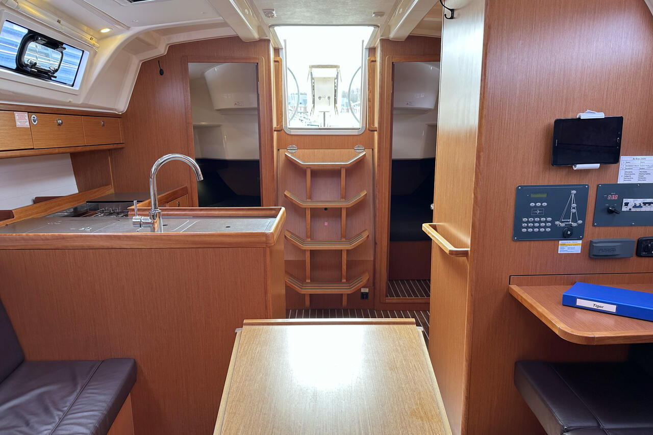 Photo #12 - Bavaria Cruiser 37 - 3 cab. (Tiger) in Flensburg - 39605