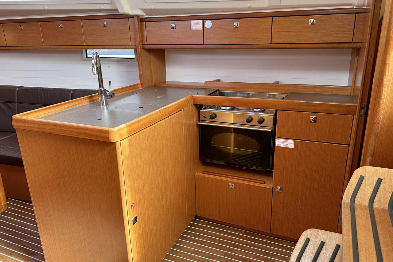 Photo #13 - Bavaria Cruiser 37 - 3 cab. (Tiger) in Flensburg - 39605