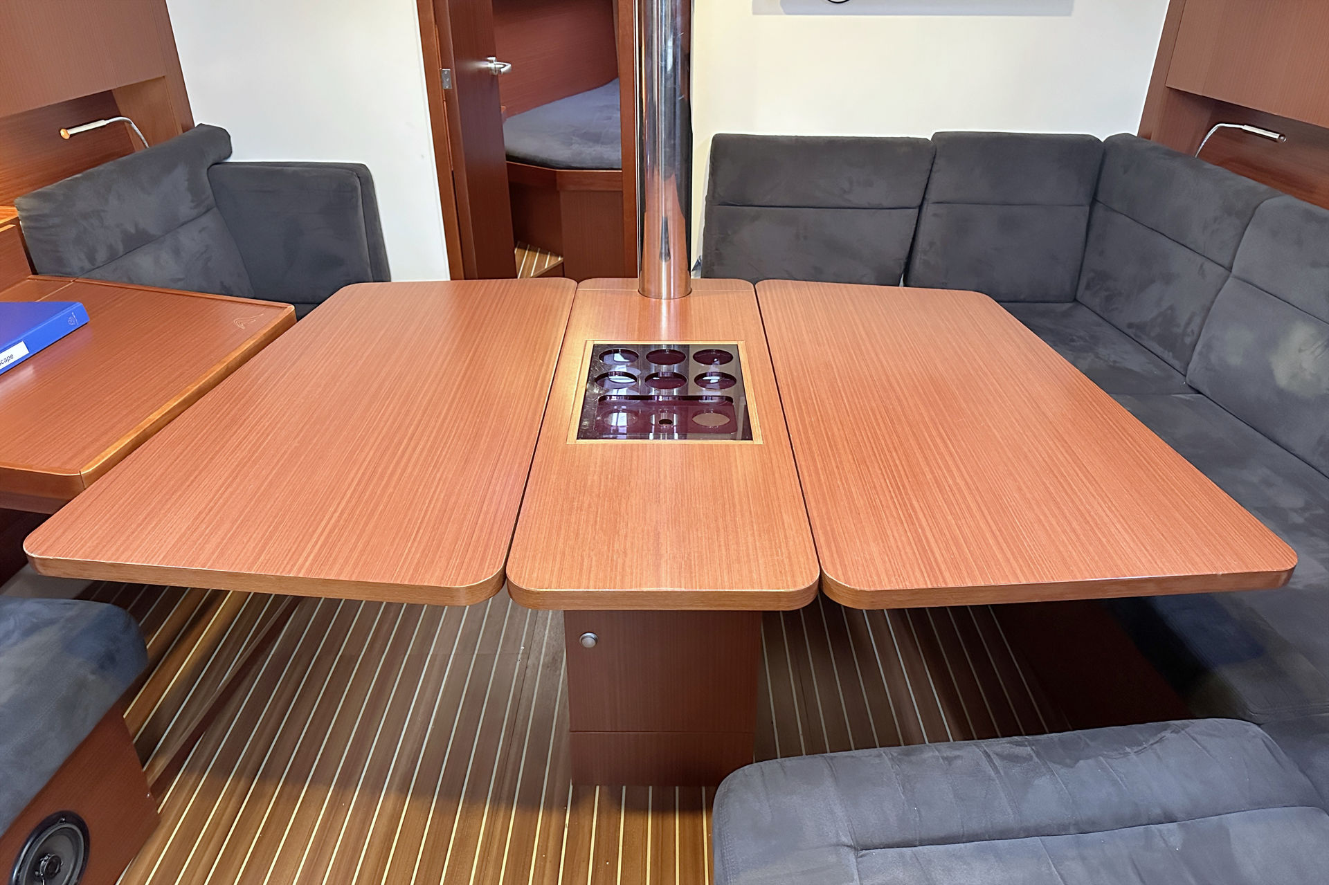 Photo #16 - Hanse 415 (Escape) in Heiligenhafen - 39610