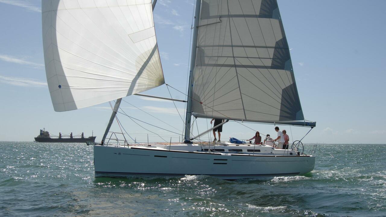 Photo #7 - Dufour 40E (Passion) in Flensburg - 39611