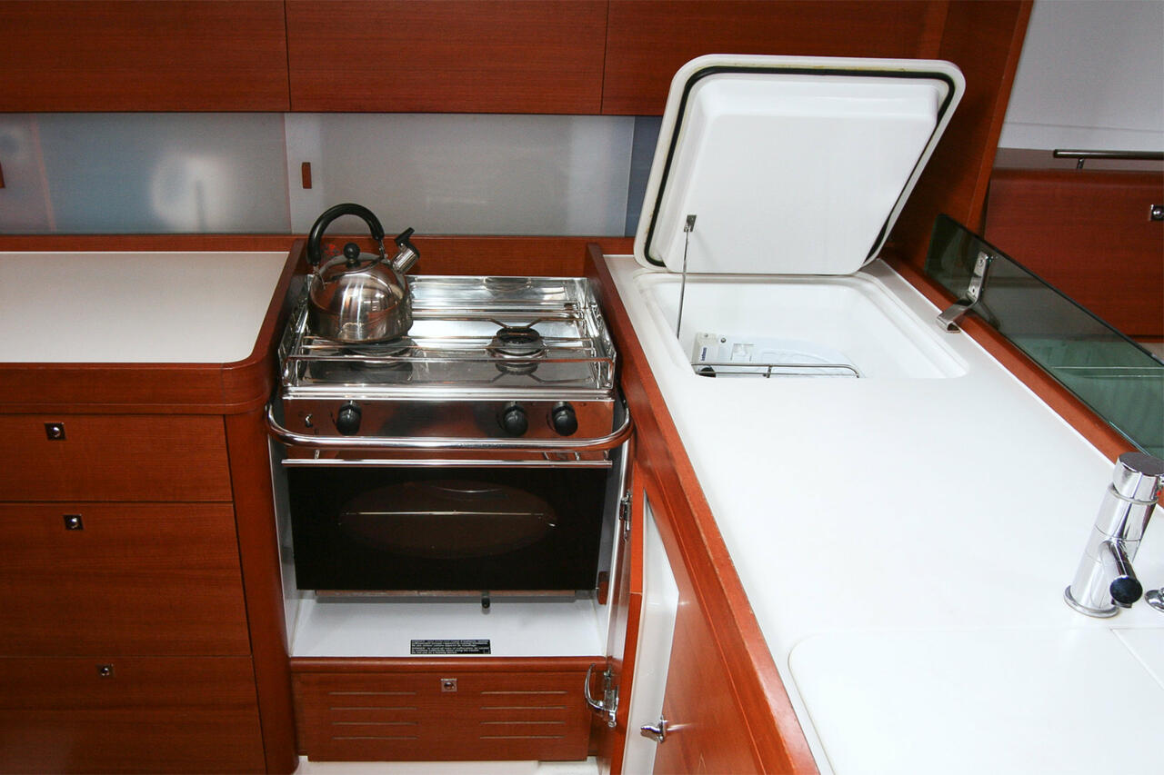 Photo #13 - Dufour 40E (Passion) in Flensburg - 39611
