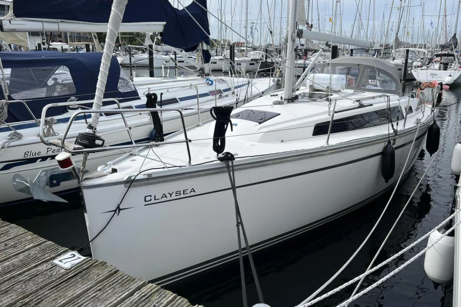 Bavaria Cruiser 33 (Claysea)  - 3