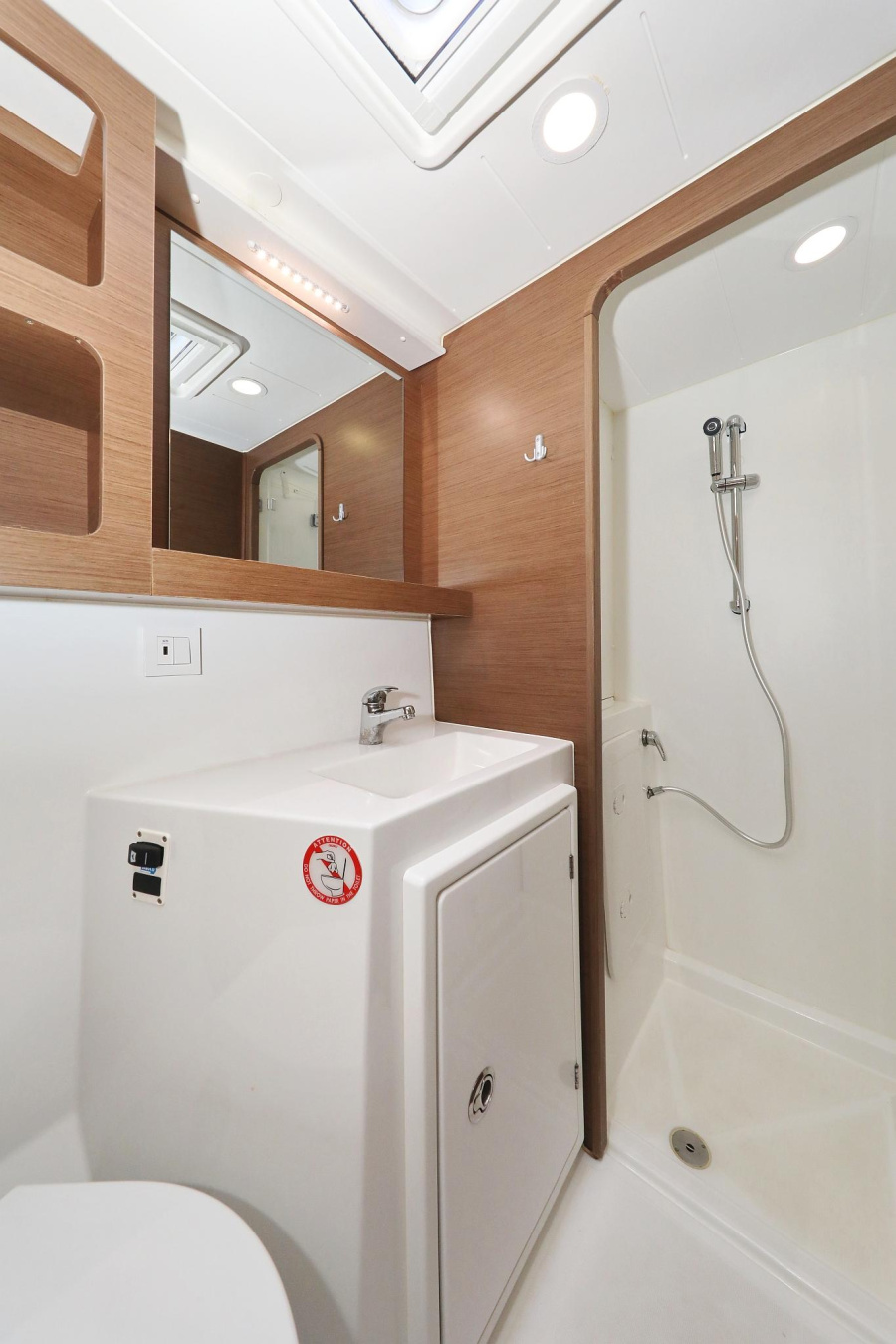 Photo #34 - Lagoon 42 - 4 + 2 cab. (Bolubo) in Vodice - 39632