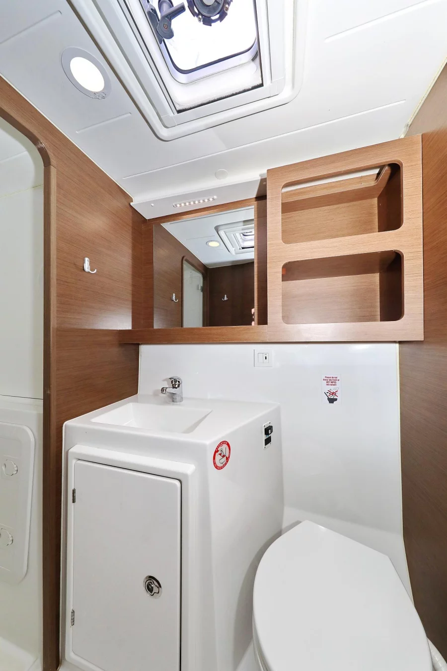 Lagoon 42 - 4 + 2 cab. (Bolubo)  - 38