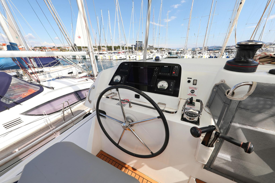 Photo #47 - Lagoon 42 - 4 + 2 cab. (Bolubo) in Vodice - 39632