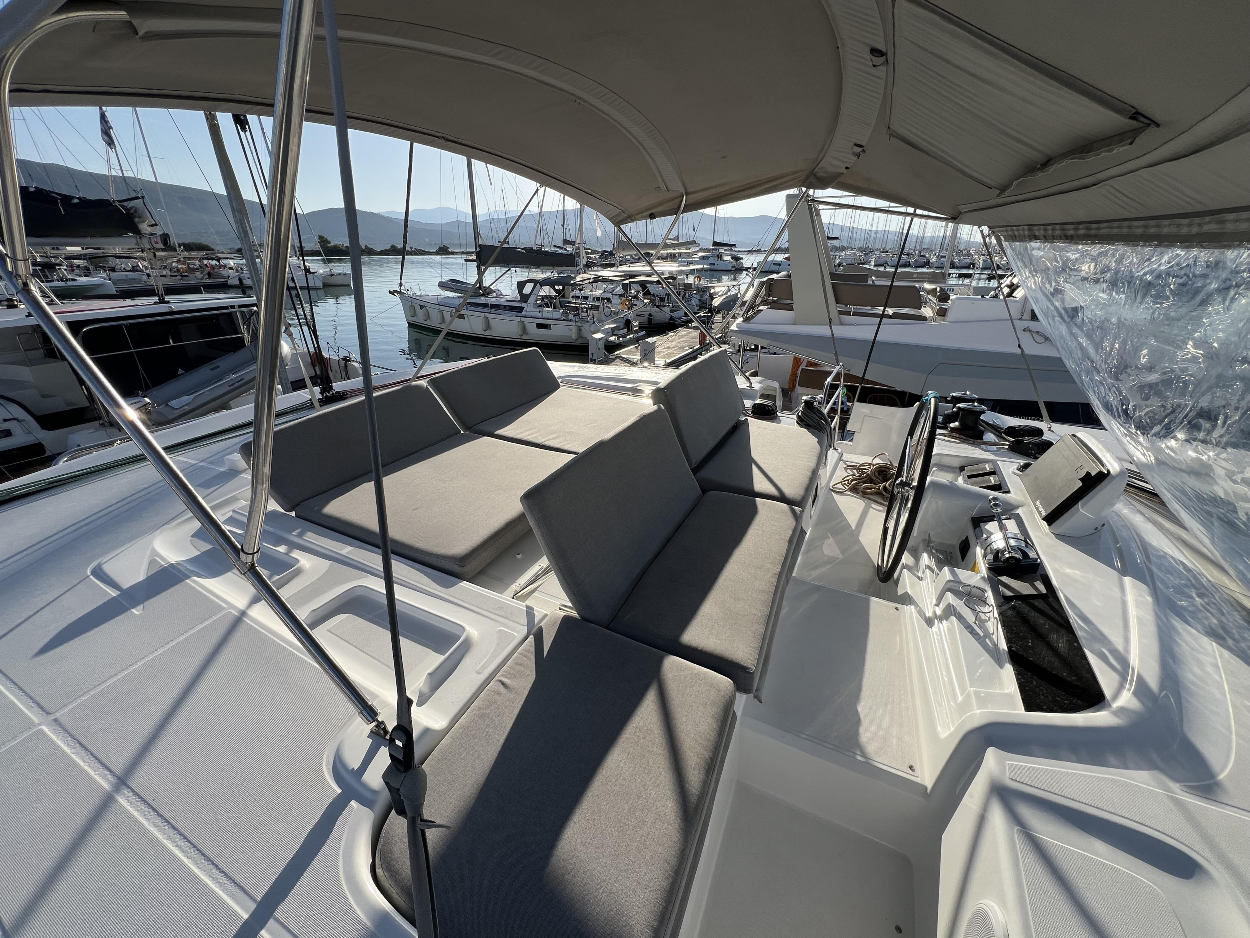 Photo #6 - Lagoon 46 - 4 + 2 cab. (Dos Hermanos) in Lefkada - 39644
