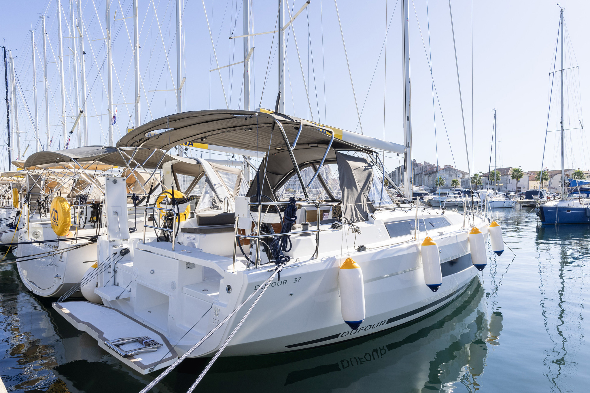 Photo #42 - Dufour 37 - 3 cab. (Nessie) in Trogir - 39648