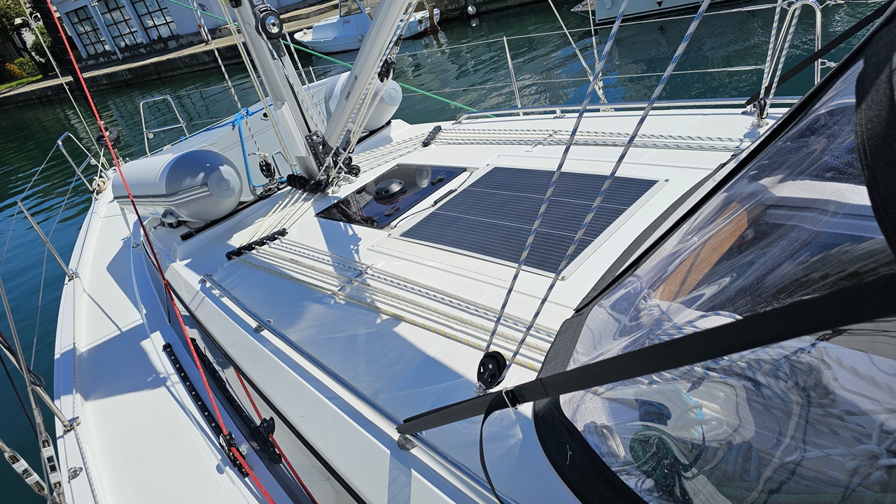 Photo #12 - Bavaria C38 (Windchaser) in Zadar - 39657